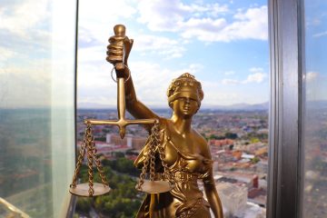 Cechy wyróżniające doskonałą kancelarię adwokacką - klucz do sukcesu prawnego